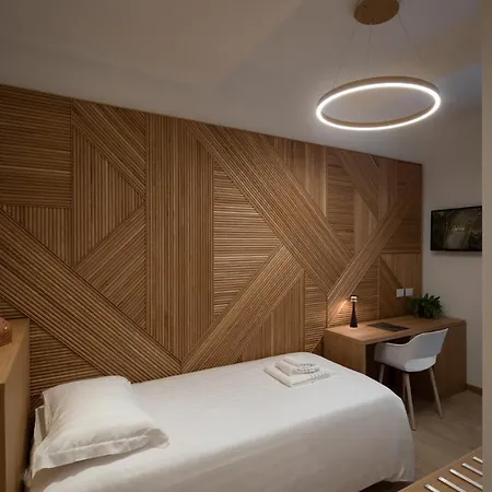 Ophelia Hotel 4*