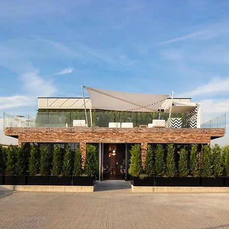 Ophelia Hotel 4*