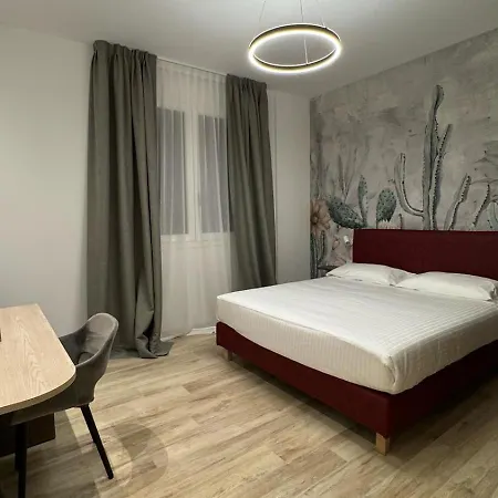 Ophelia Hotel