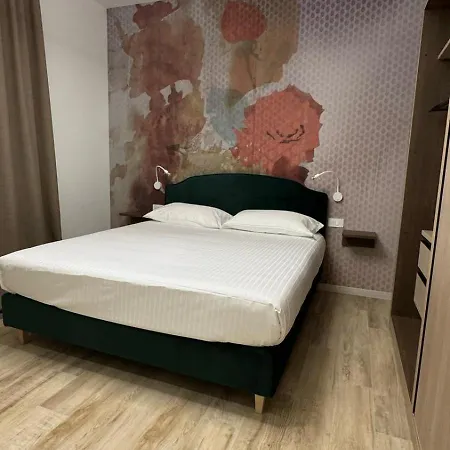 Hotel Ophelia 4*