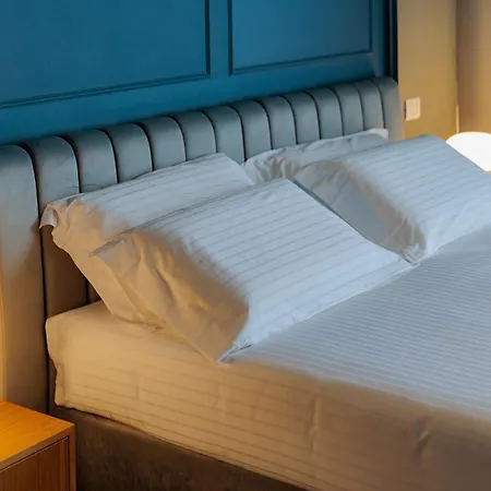 Ophelia Hotel 4*