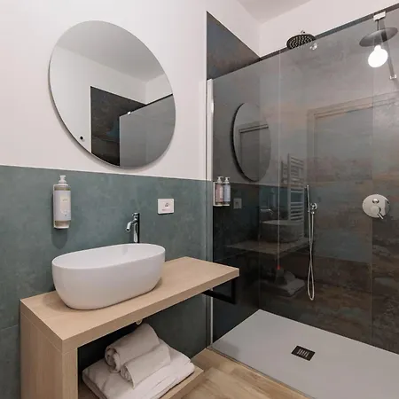 Ophelia Hotel 4*